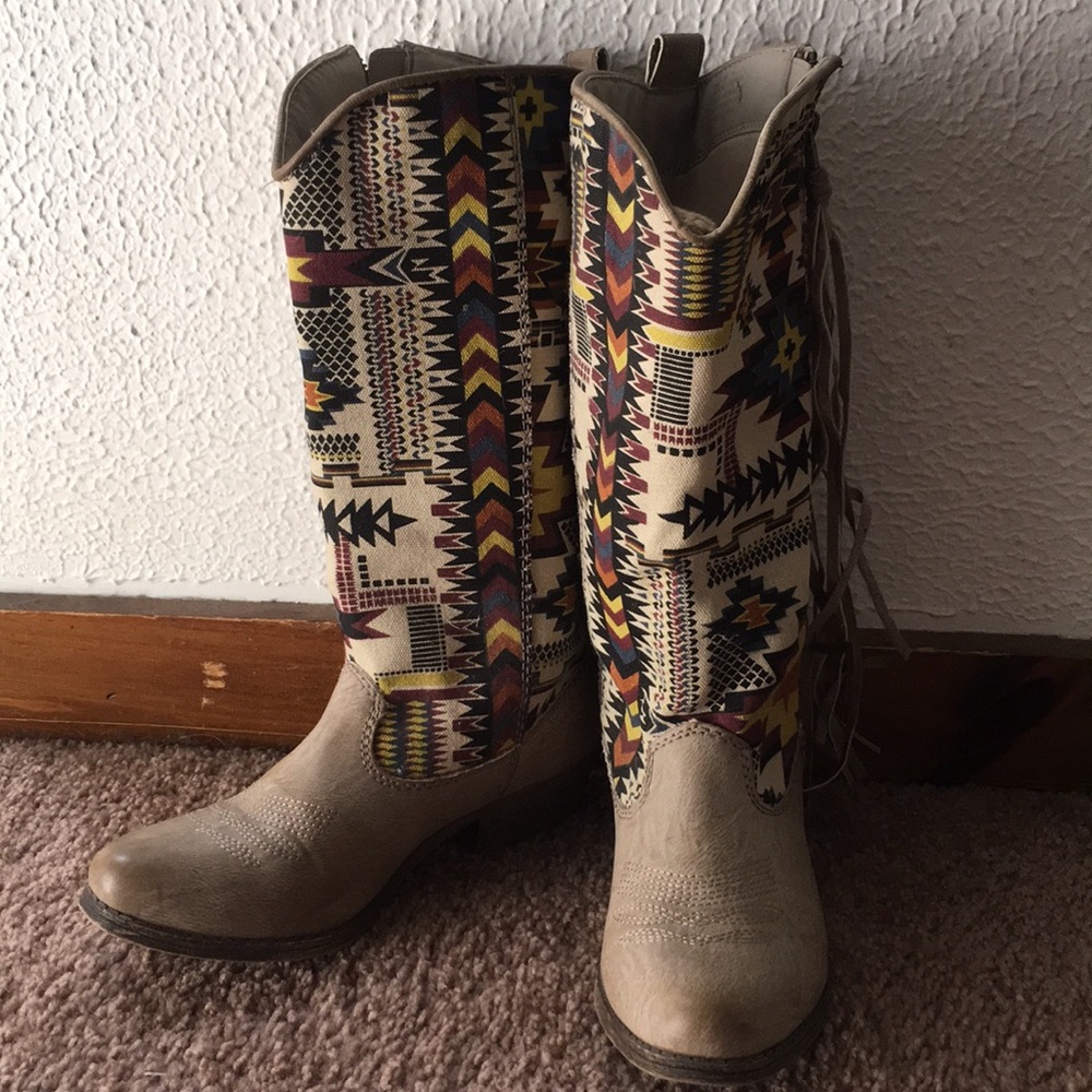 Multicolored fashion cowboy boots